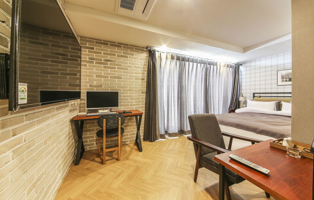 Brown Dot Hotel Gwangan Beach Busan Exterior photo