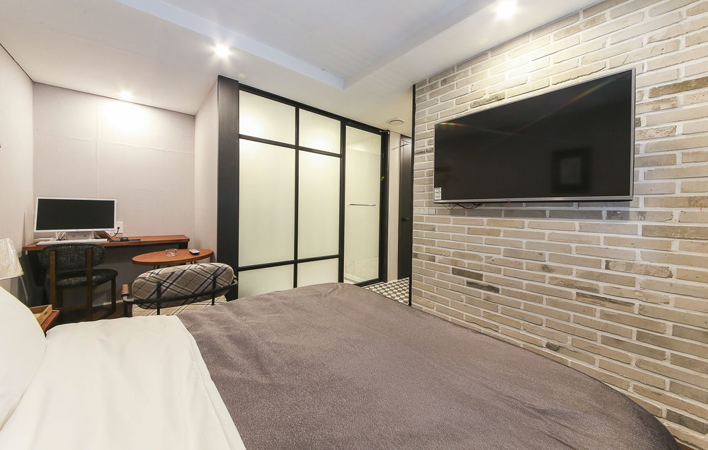 Brown Dot Hotel Gwangan Beach Busan Exterior photo