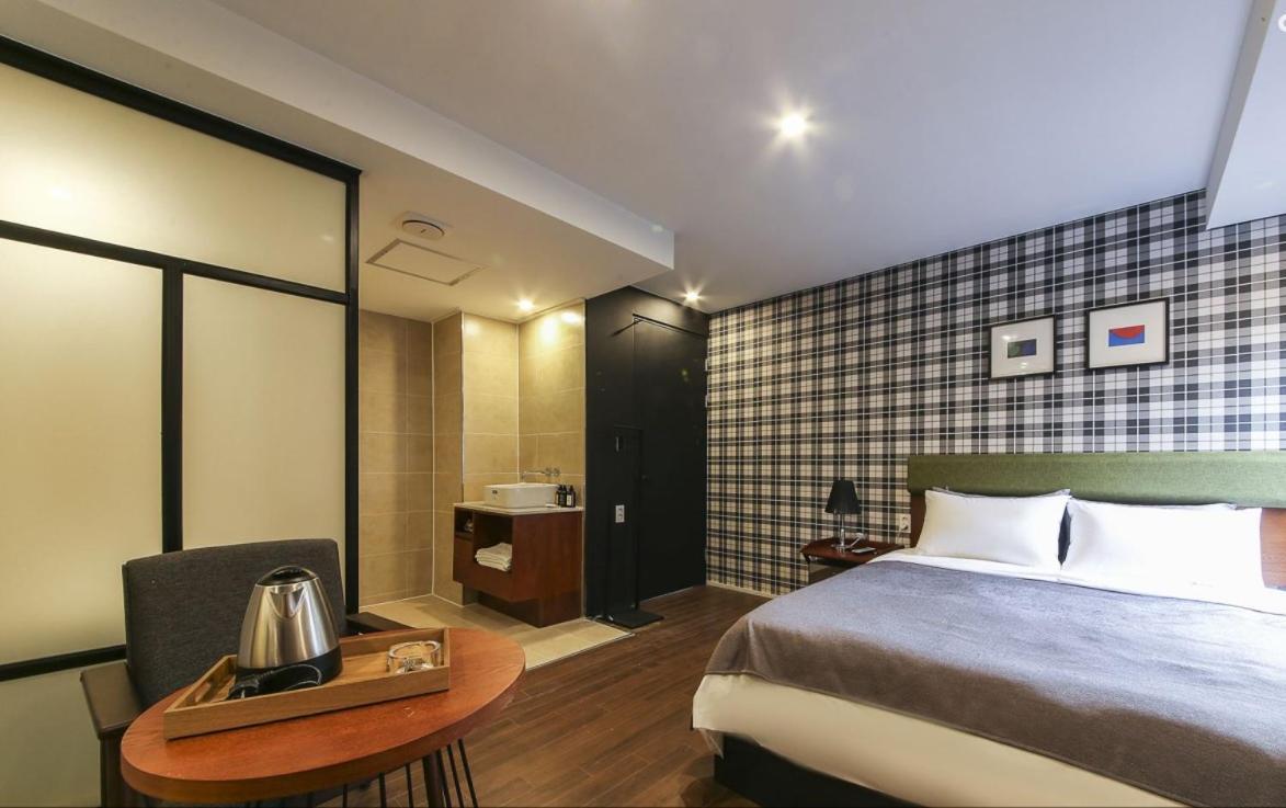 Brown Dot Hotel Gwangan Beach Busan Exterior photo